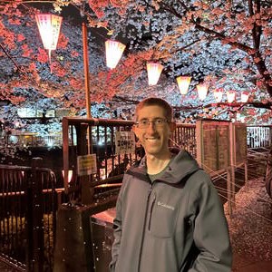 Under the cherry blossoms in Naka Meguro in Tokyo