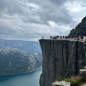 Side view of Pulpit Rock