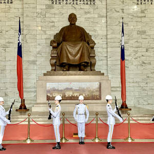 Changing of the guard at the Chiang Kai-shek Memorial Hall